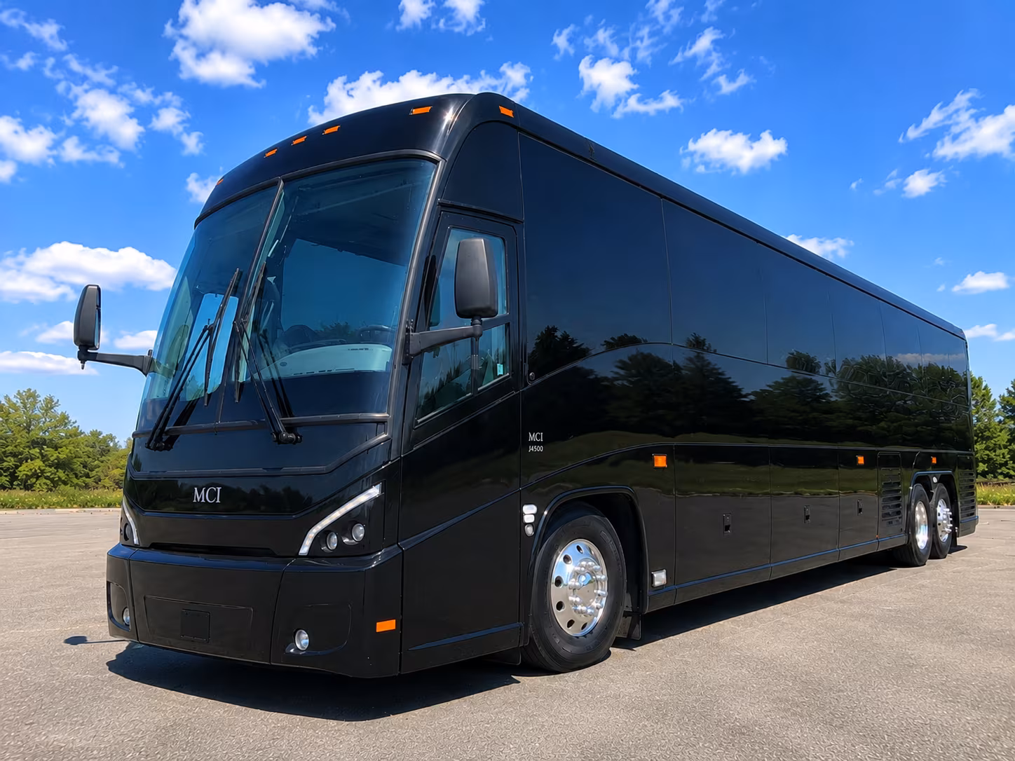 Orlando Airport Shuttle & Transportation party bus exterior