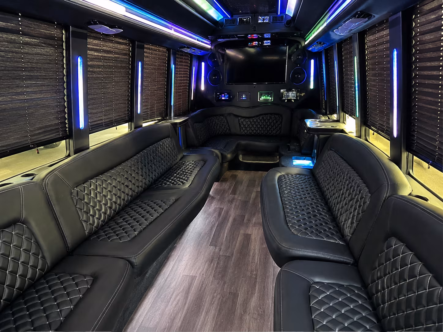 Orlando Birthday, Sweet 16, & Quinceañera Transportation party bus exterior
